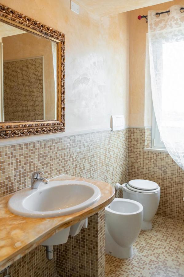 Casa Rubini Appartement Teramo Buitenkant foto
