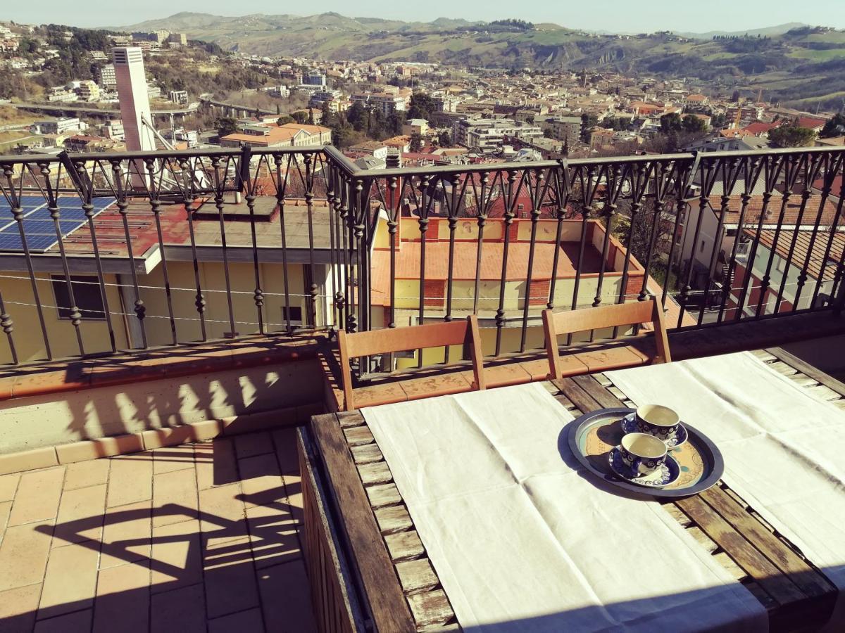 Casa Rubini Appartement Teramo Buitenkant foto